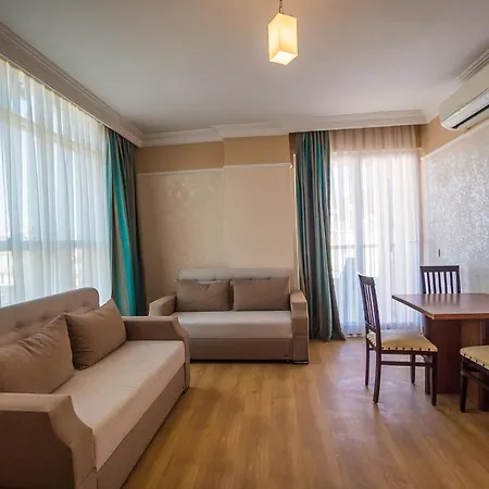 Cleopatra Tac & Apart