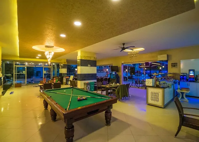 Aparthotel Cleopatra Tac & Apart 3*