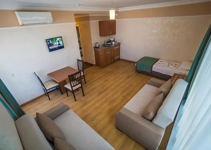 Cleopatra Tac & Apart 3*