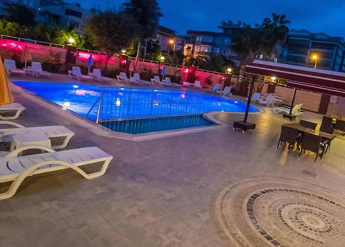 Cleopatra Tac & Apart 3*