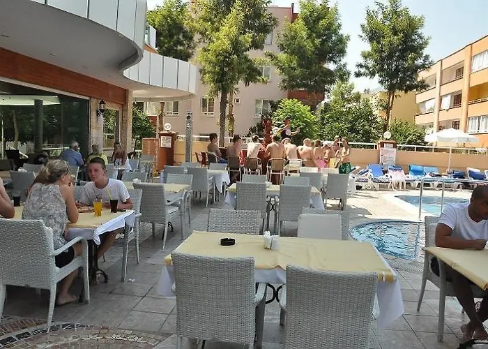 Cleopatra Tac & Apart Aparthotel 3*